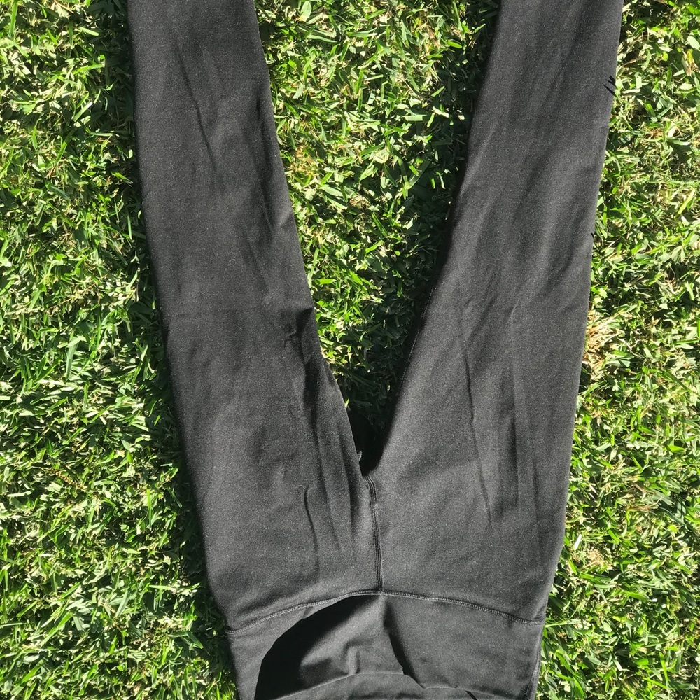 Black leggings